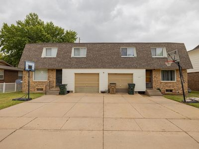 3124 & 3126 Belmont St