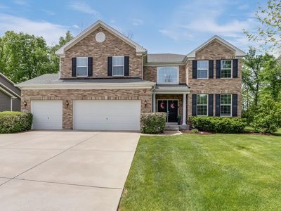 1612 Bur Oak Dr