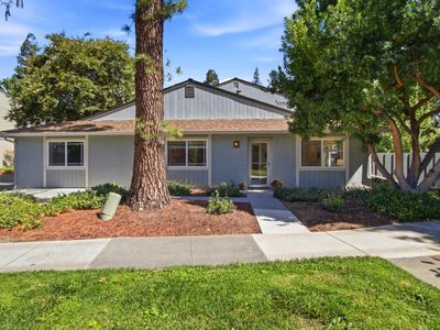 4882 Cherrythorne Ln