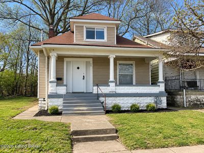 Property at 727 Louis Coleman Jr Dr, Louisville, KY