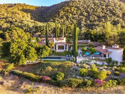 4000 Via Rancheros Rd