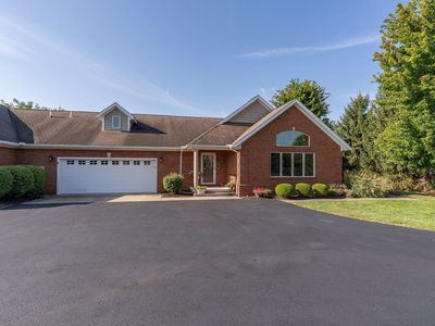 1082 Damon Dr