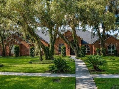 5804 Thoreau Pl