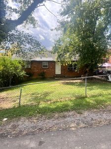 4010 Michigan Ave NW