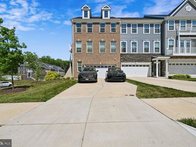 3822 Polo Pl