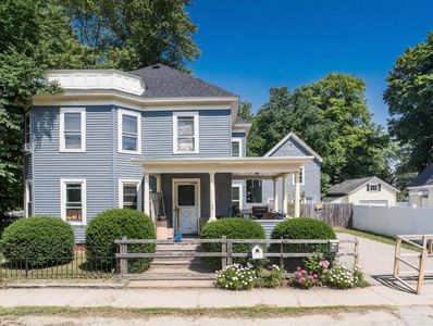 2 Pleasant Street