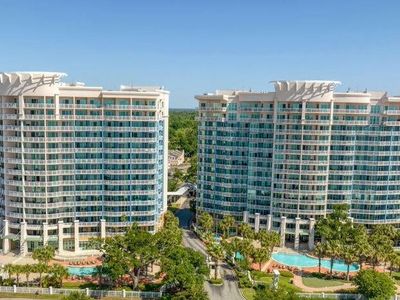 2230 Beach Dr APT 508