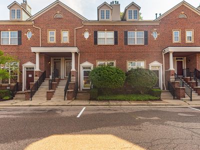 16942 Farmington Rd #24