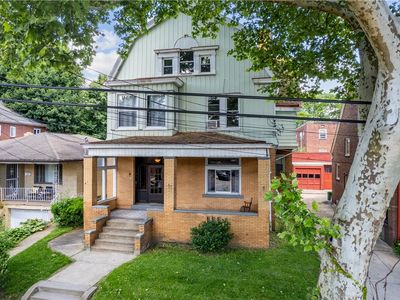 100 Brilliant Ave