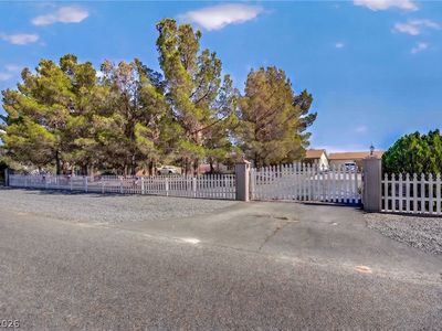 51 E Bonita Ave