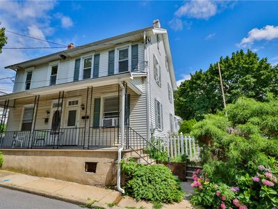 117 School St
