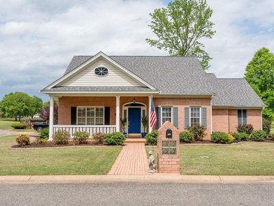 800 Double Eagle Dr