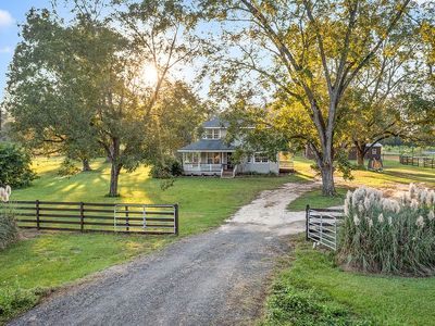 1404 County Road 173