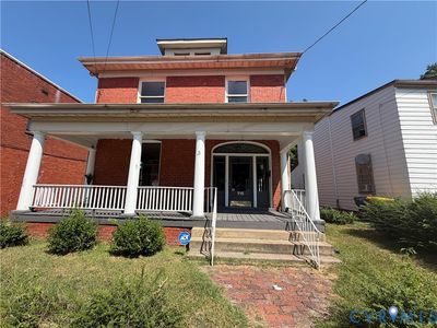 715 High St