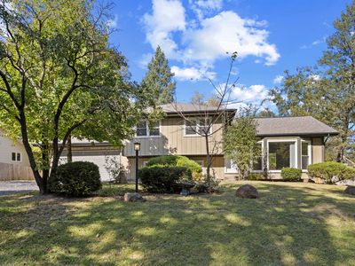 28W700 Barnes Ave