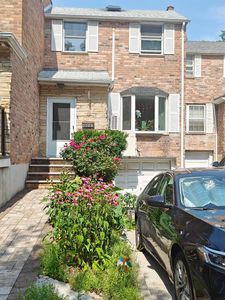 6617 Douglaston Parkway