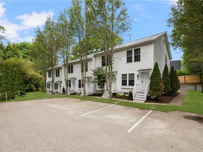 45 Cherry Ln APT B