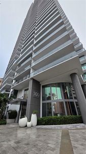 100 1ST AVENUE N #2406