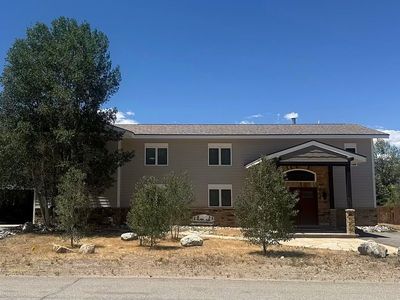 901 Rainbow Dr