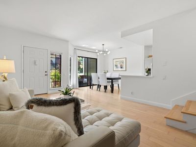 473 Costa Mesa Ter APT C
