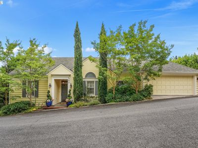 500 NW Maywood Dr