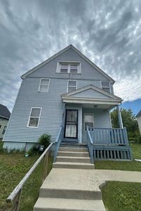 2148 N 29th St