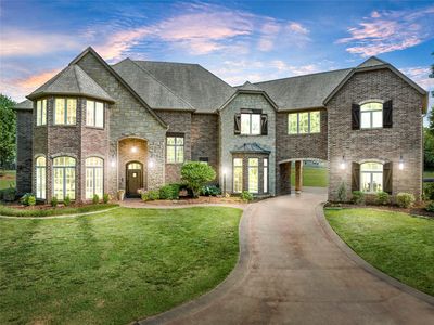 1211 N Cimarron Hl