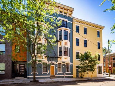 131 W 15th St #4B