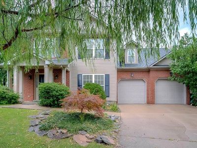 2761 Woodlawn Way