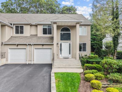 22 Stone Gate Court #22