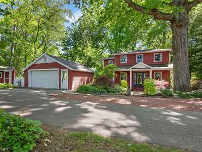 5942 Noreast Dr