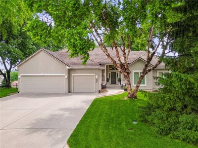 4317 NE Maplegate Ct