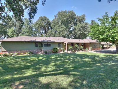 11714 Livingston Cressey Rd