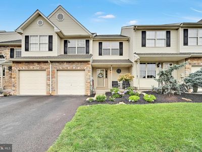 2806 Gateway Dr