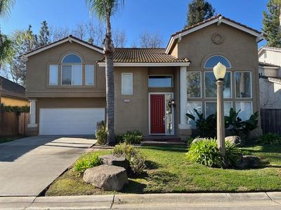 2549 E Jenny Ave