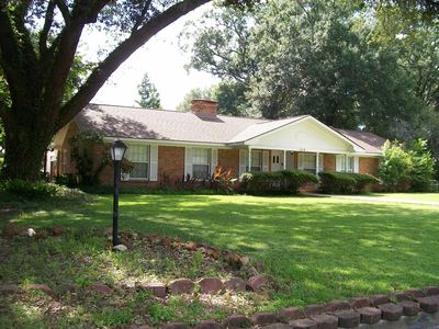 213 Crescent Dr