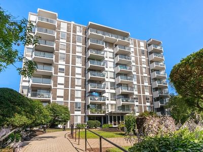 60 Babcock St APT 53