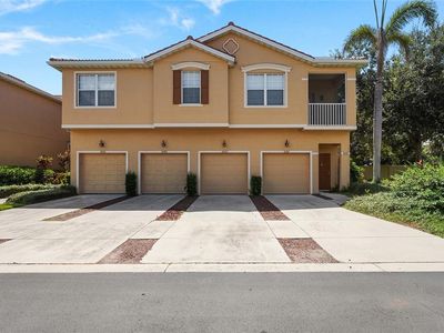 3687 PARKRIDGE CIRCLE #8-106