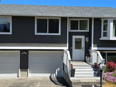 115 E Roberts Place