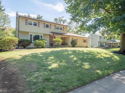 Property at 985 Garey Dr, Yardley, PA
