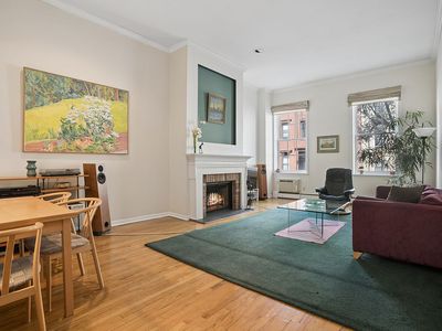 334 W 19th St