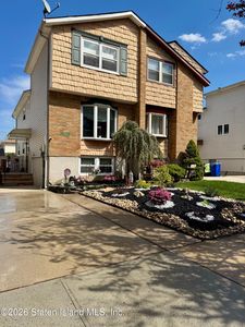 435 Getz Ave