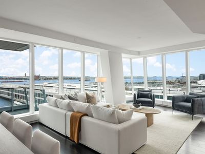 150 Seaport Blvd UNIT 11E
