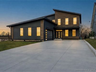 1020 Ridgeview Drive