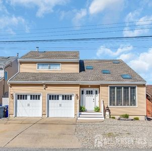 8 Bahia Ct