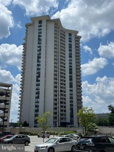 205 E Joppa Rd APT 2706