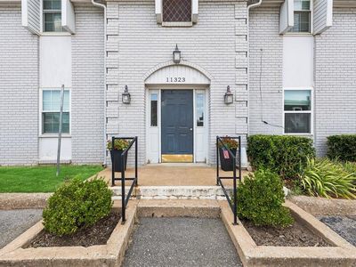 11323 N May Ave APT B