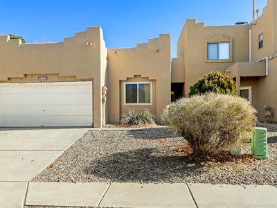 224 Glenridge Park Ln NE