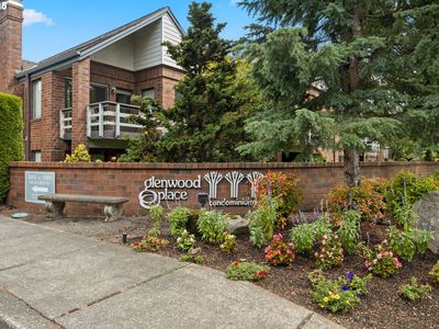 14915 NE Sacramento St UNIT 10