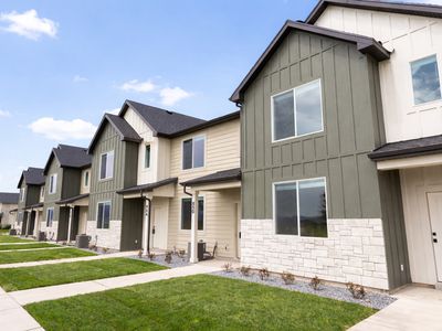 863 Altura Vista Ln